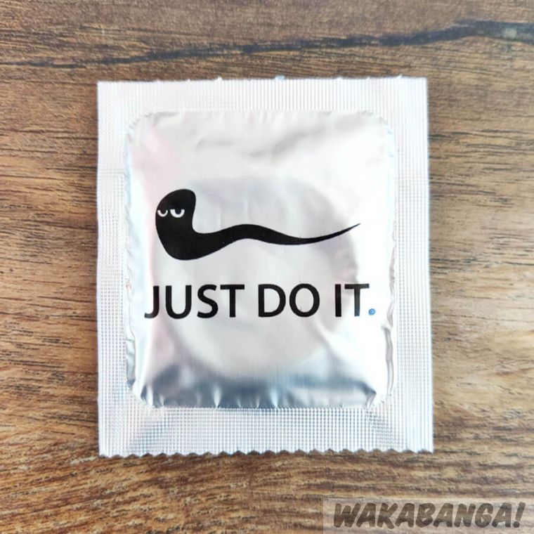 Restricción melodía Condensar Condón, preservativo Just Do It. Parodia de Nike - Wakabanga