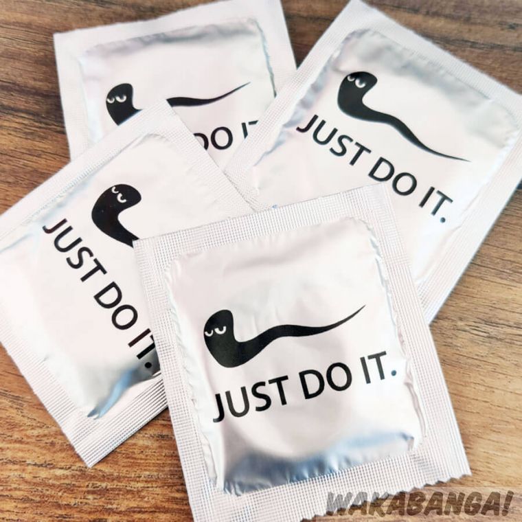 Condón, preservativo It. Parodia Nike - Wakabanga