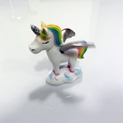 Figurita unicornio alas movimiento