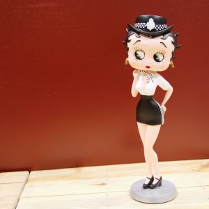 Figura Betty Boop vestida de policía